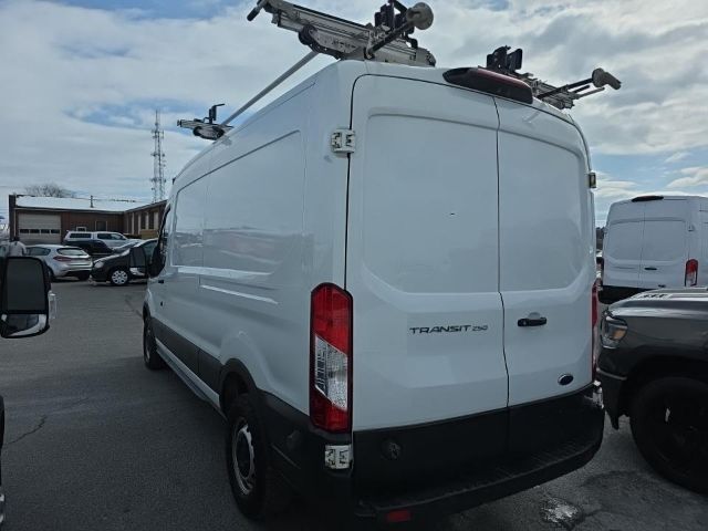 2018 Ford Transit-250 w/RH Sliding Door Medium Roof Charlotte NC