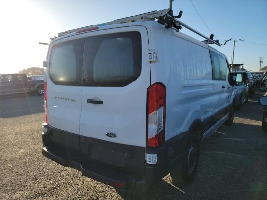 2018 Ford Transit-250 w/RH Swing-Out Doors Low Roof 147.6  WB Charlotte NC