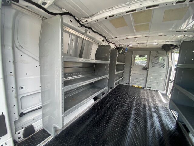 2018 Ford Transit-250 w/RH Swing-Out Doors Low Roof 147.6  WB Charlotte NC