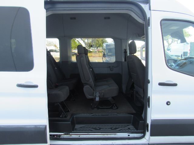 2018 Ford Transit 350 Wagon High Roof XL w/Sliding Pass. 148-in. WB Plano TX