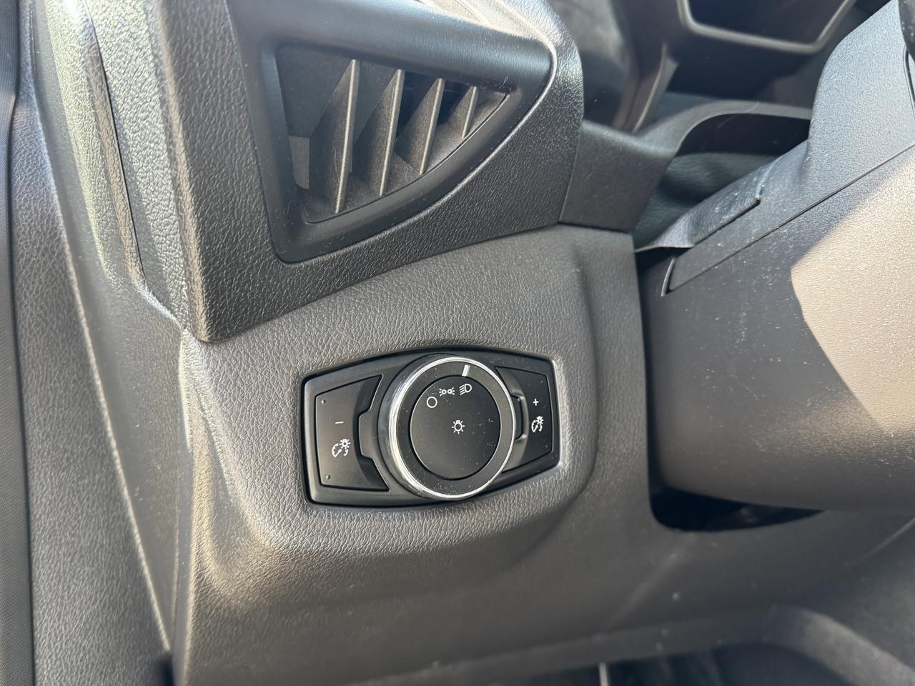 2018 Ford Transit Connect Van XL FWD | Dual Sliding Doors | Keyless Entry | Cloth Seats Redwater AB