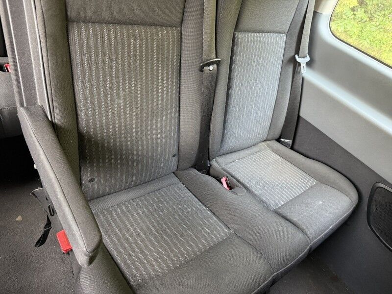 2018 Ford Transit Passenger 350 XLT Low Roof LWB RWD with Sliding Passenger-Side Door Arlington VA