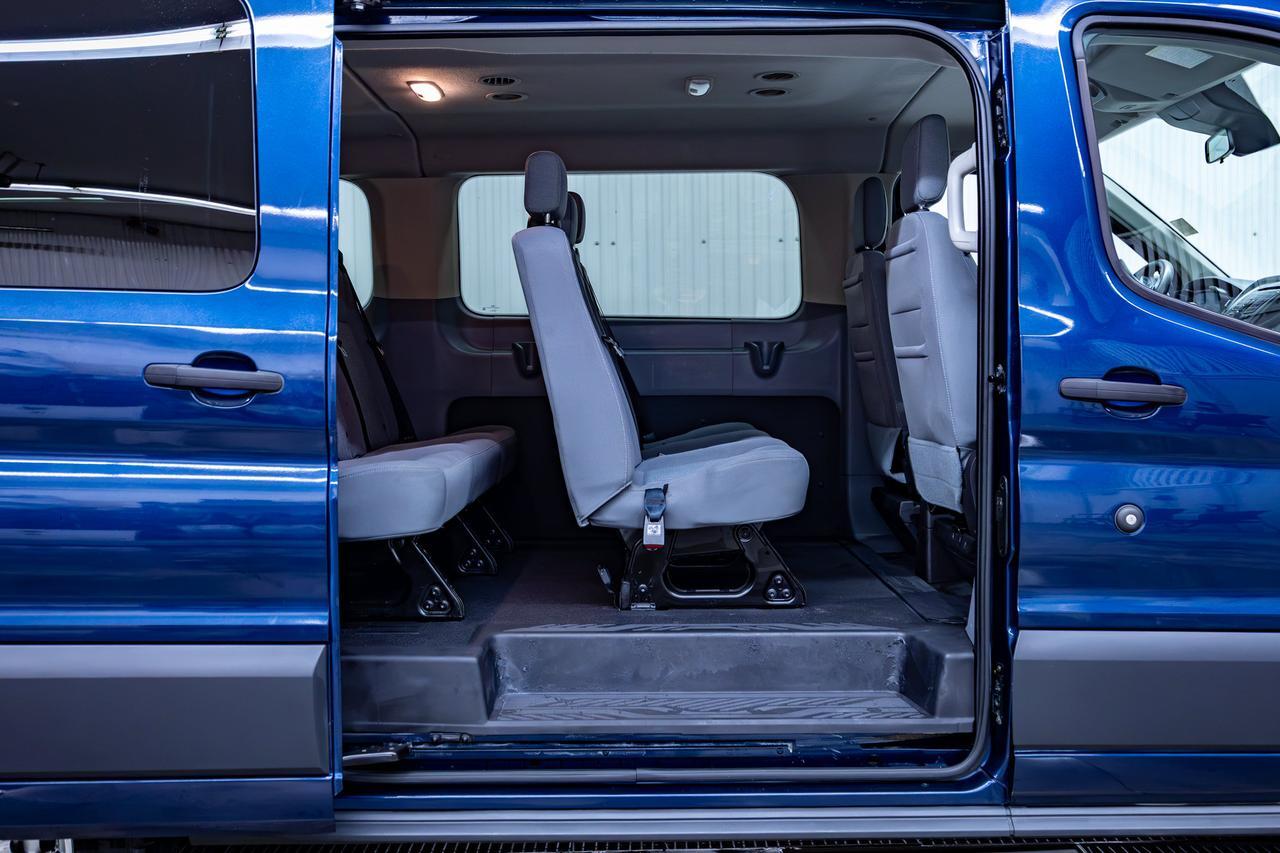 2018 Ford Transit Passenger Wagon T-150 LOW ROOF 8 PASS VAN LOAD Red Deer AB