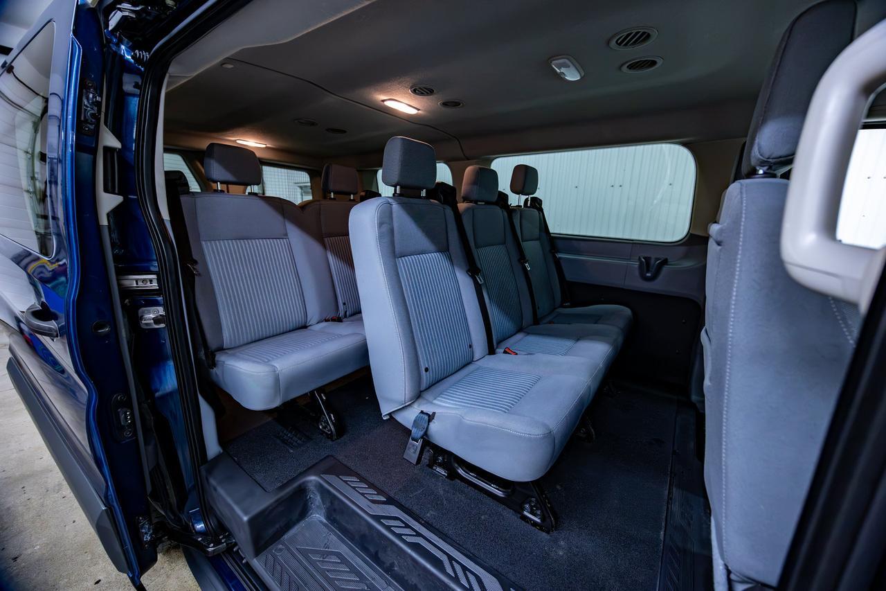 2018 Ford Transit Passenger Wagon T-150 LOW ROOF 8 PASS VAN LOAD Red Deer AB