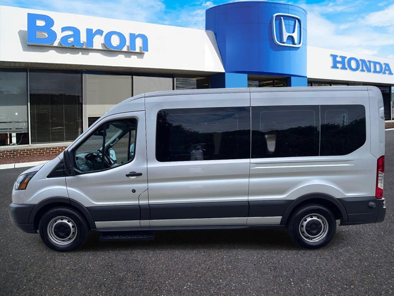 2018 Ford Transit Passenger Wagon XL