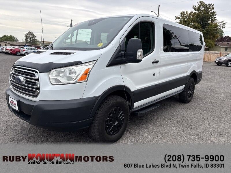 2018 Ford Transit Passenger Wagon XLT