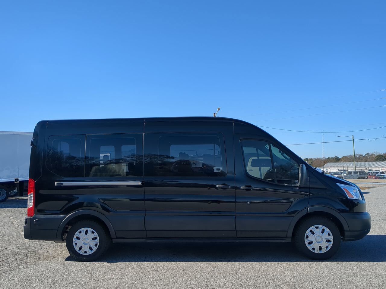 2018 Ford Transit Passenger Wagon XLT
