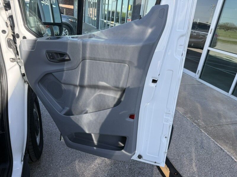 2018 Ford Transit T-150 Low Roof Cargo Van Collinsville OK