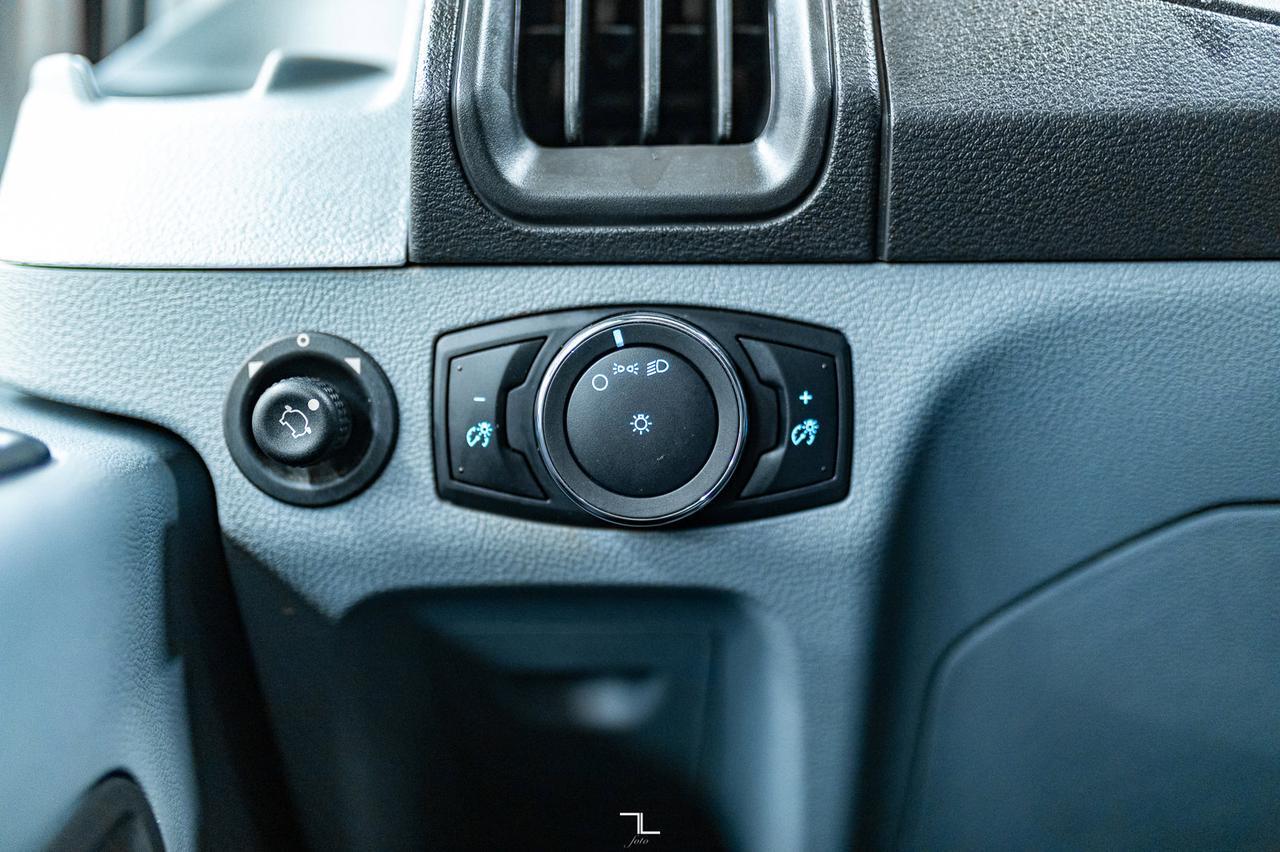 2018 Ford Transit T-150 XL 8 Passenger BCam Red Deer AB