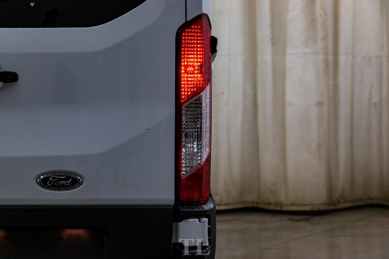 2018 Ford Transit T-150 XL Med Roof 8 Passenger BCam Red Deer AB