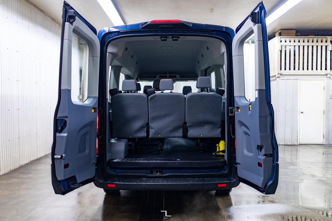 2018 Ford Transit T-150 XLT Med Roof 10 Passenger BCam Red Deer AB