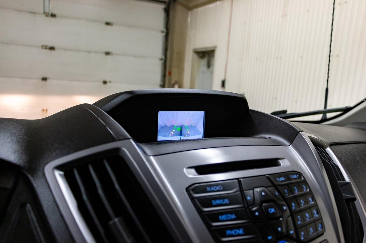 2018 Ford Transit T-150 XLT Med Roof 10 Passenger Red Deer AB