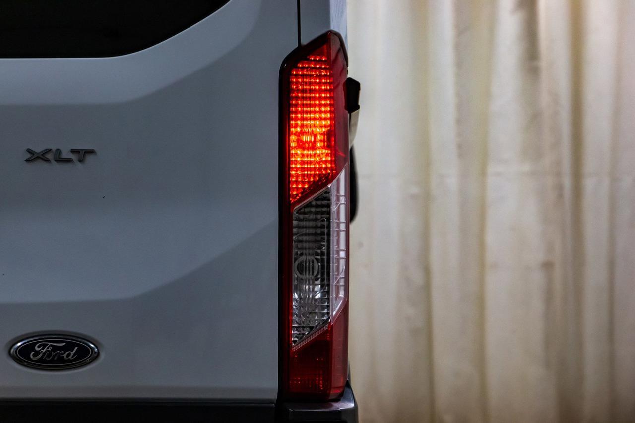 2018 Ford Transit T-150 XLT Med Roof 10 Passenger Red Deer AB