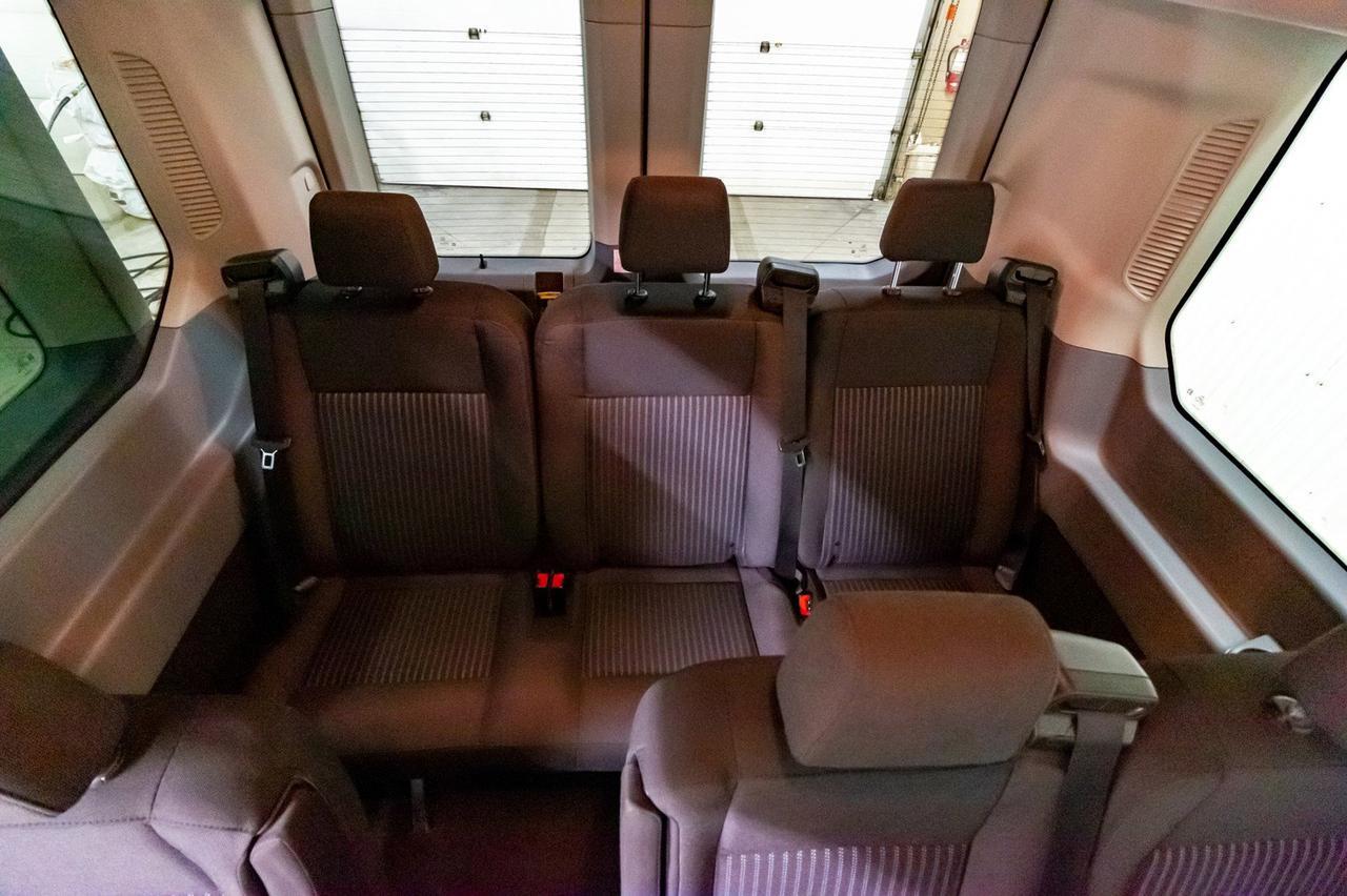 2018 Ford Transit T-150 XLT Med Roof 10 Passenger Red Deer AB