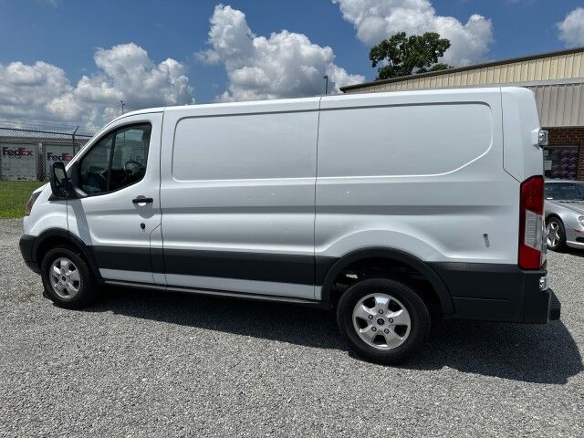 2018 Ford Transit T-250 Cargo Van w/ Bulkhead & Tow Pkg Ashland VA