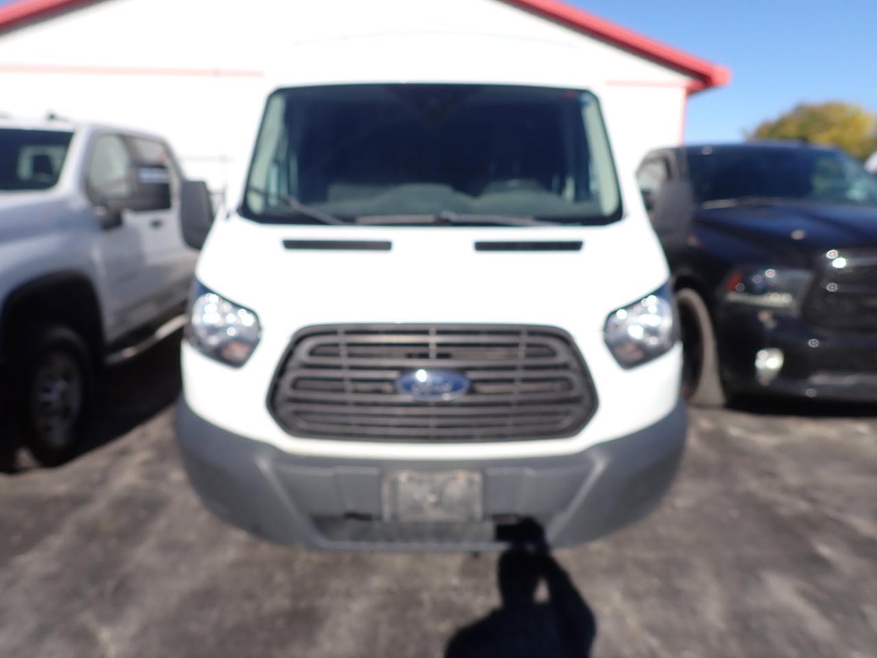 2018 Ford Transit Van 250 VAN MED. ROOF W/ Listowel ON