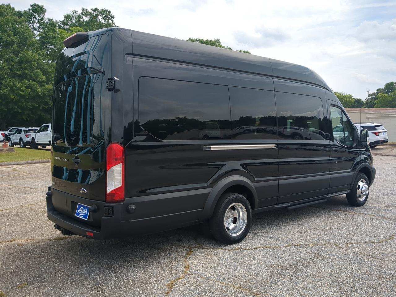 2018 Ford Transit Van Base w/Sliding Pass-Side Cargo Door & 10 Appleton WI