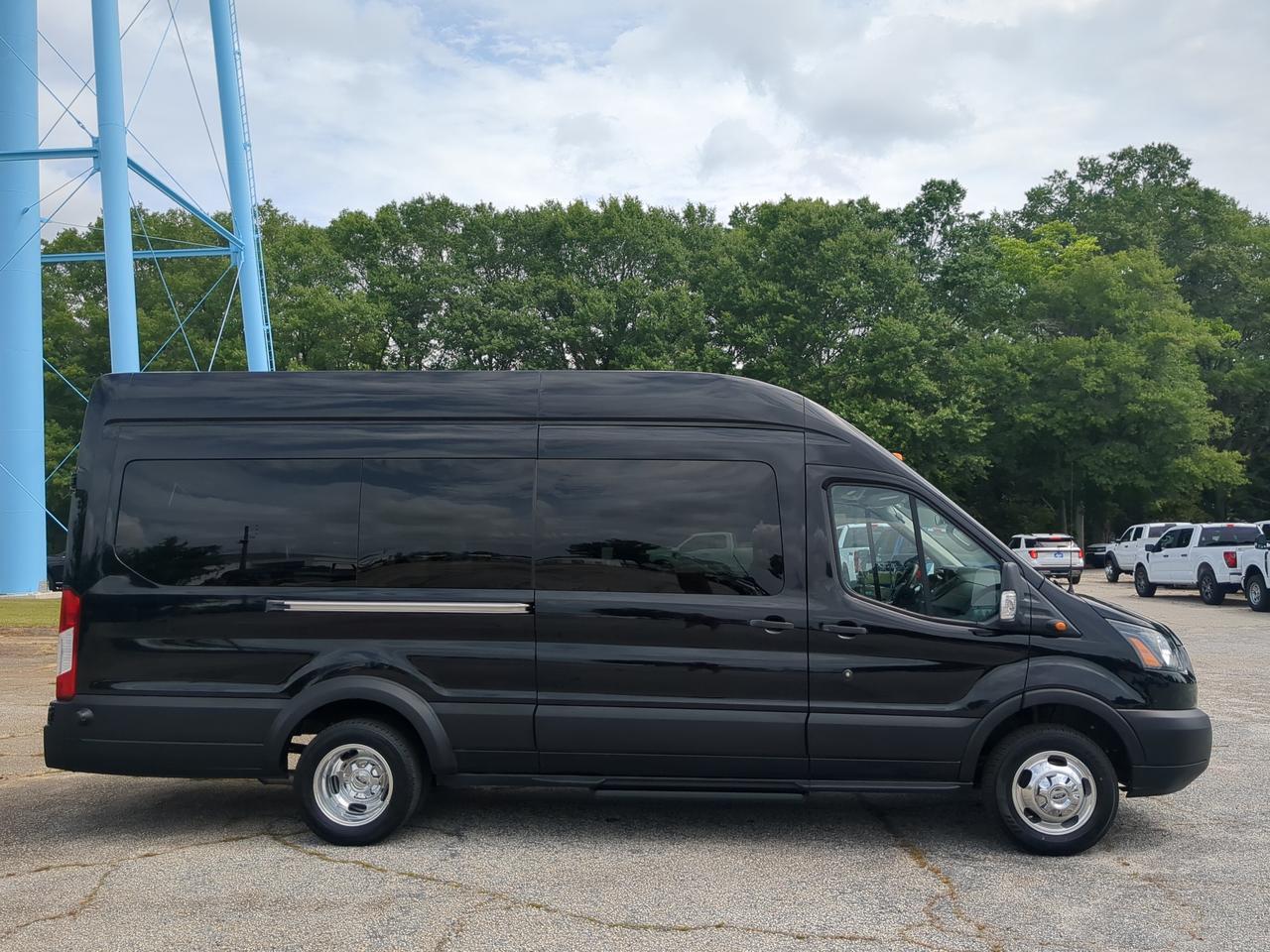 2018 Ford Transit Van Base w/Sliding Pass-Side Cargo Door & 10 Appleton WI