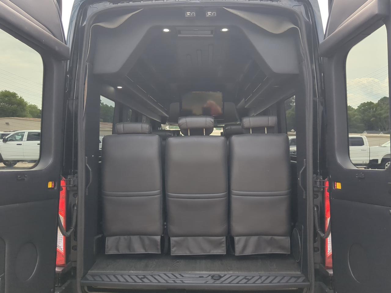 2018 Ford Transit Van Base w/Sliding Pass-Side Cargo Door & 10 Appleton WI