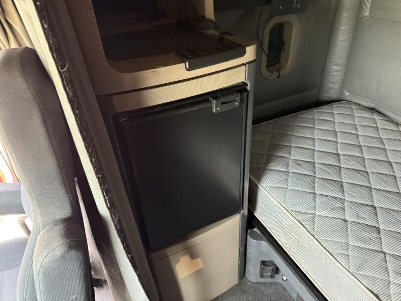 2018 Freightliner CASCADIA Semi Truck Collinsville OK