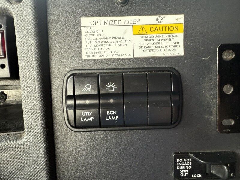 2018 Freightliner CASCADIA Semi Truck Collinsville OK