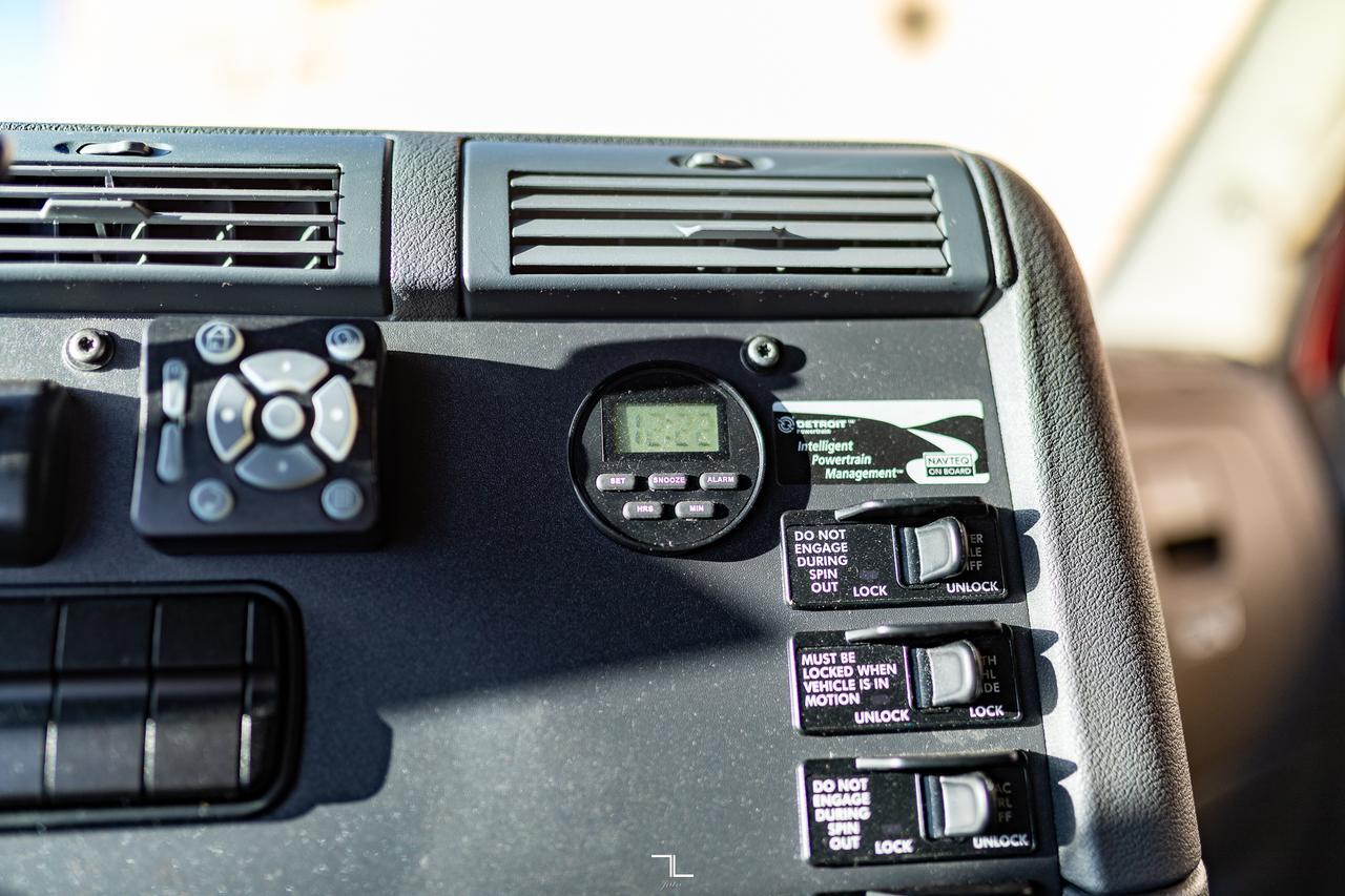 2018 Freightliner Cascadia Evolution 125 Tractor Sleeper Red Deer AB