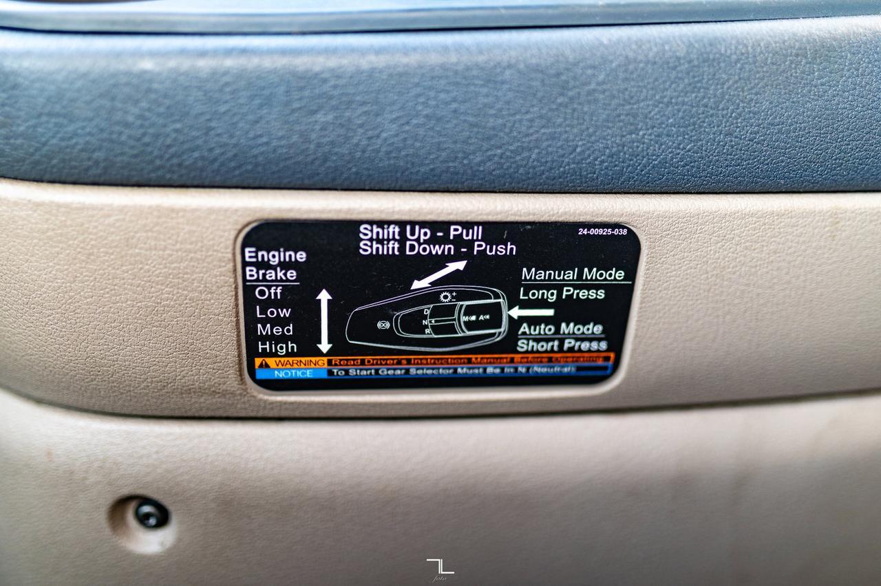 2018 Freightliner Cascadia Evolution 125 Tractor Sleeper Red Deer AB