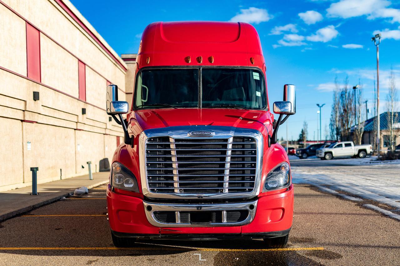 2018 Freightliner Cascadia Evolution 125 Tractor Sleeper Red Deer AB