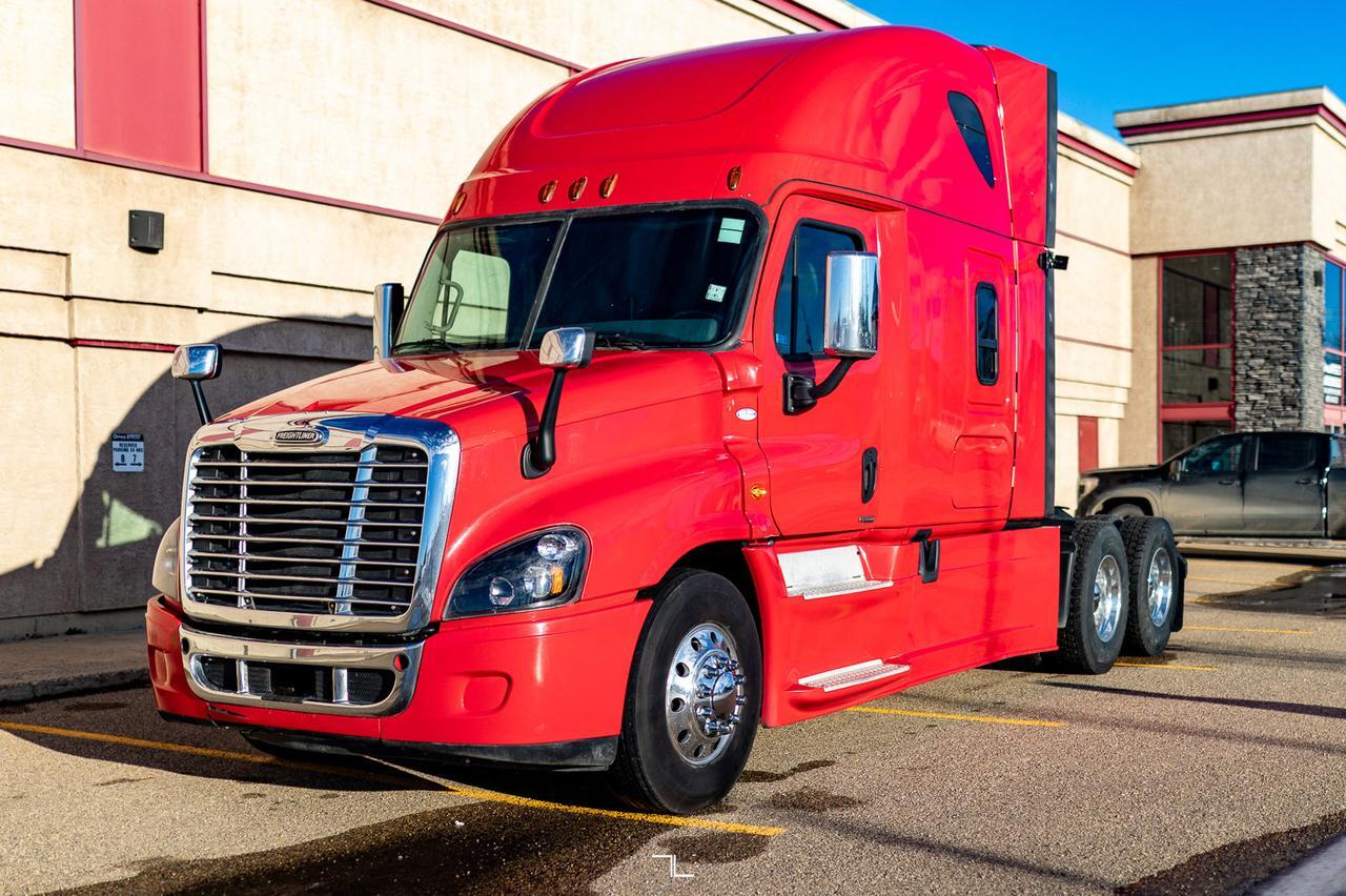 2018 Freightliner Cascadia Evolution 125 Tractor Sleeper Red Deer AB