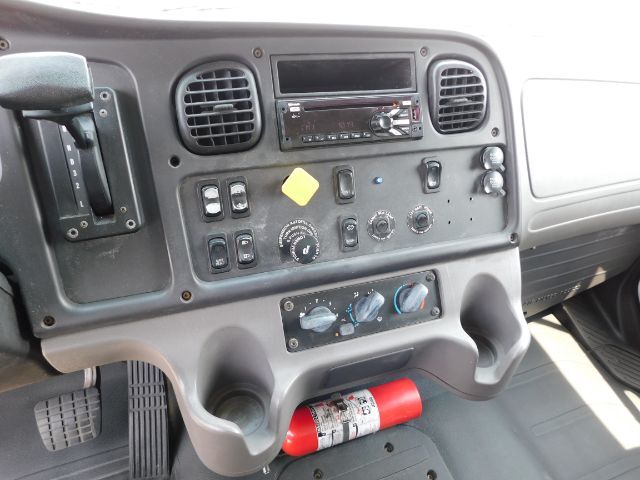 2018 Freightliner M2 106 . Seville OH