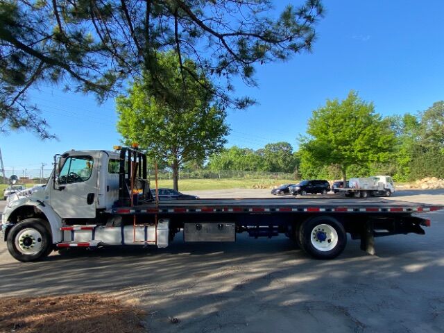 2018 Freightliner M2 106  rollback M2 106 Charlotte NC