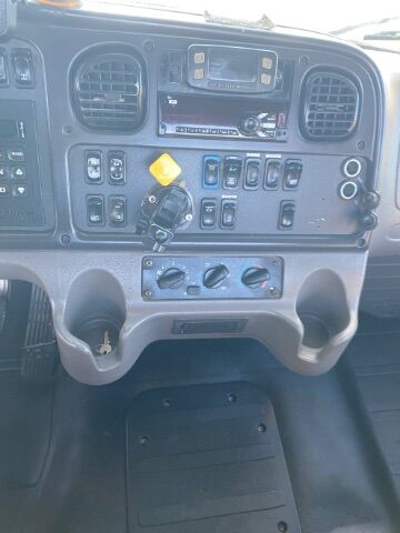 2018 Freightliner M2 106  rollback M2 106 Charlotte NC