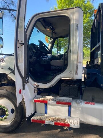 2018 Freightliner M2 106  rollback M2 106 Charlotte NC