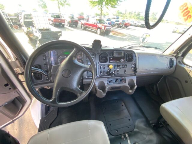 2018 Freightliner M2 106  rollback M2 106 Charlotte NC