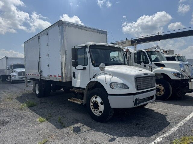 2018 Freightliner M2 18ft Box Truck