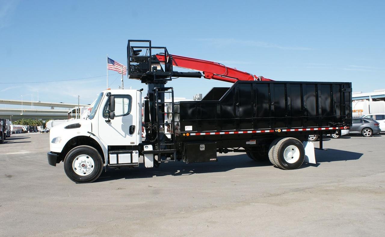 2018 Freightliner M2106 24 yd. Hood 7000 Grapple Truck Tampa FL
