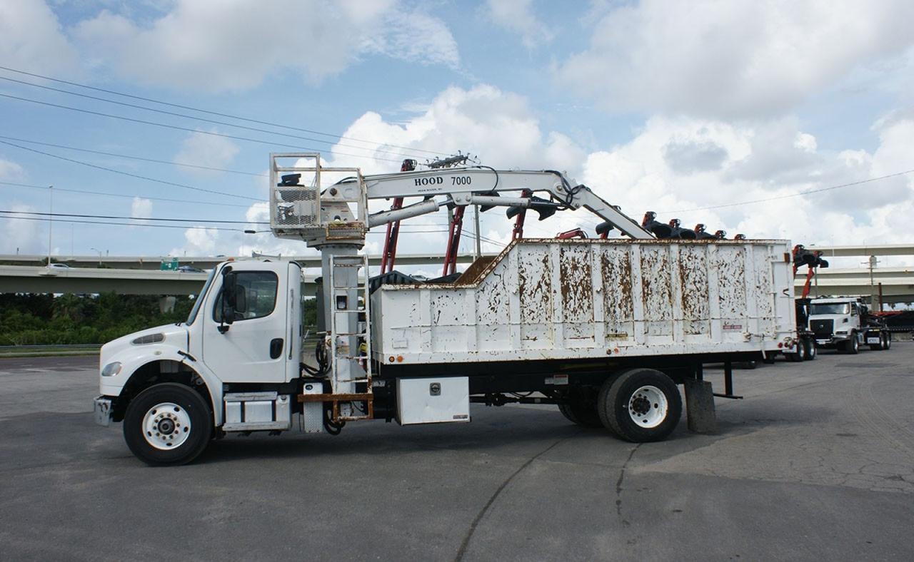 2018 Freightliner M2106 24 yd. Hood 7000 Grapple Truck Tampa FL