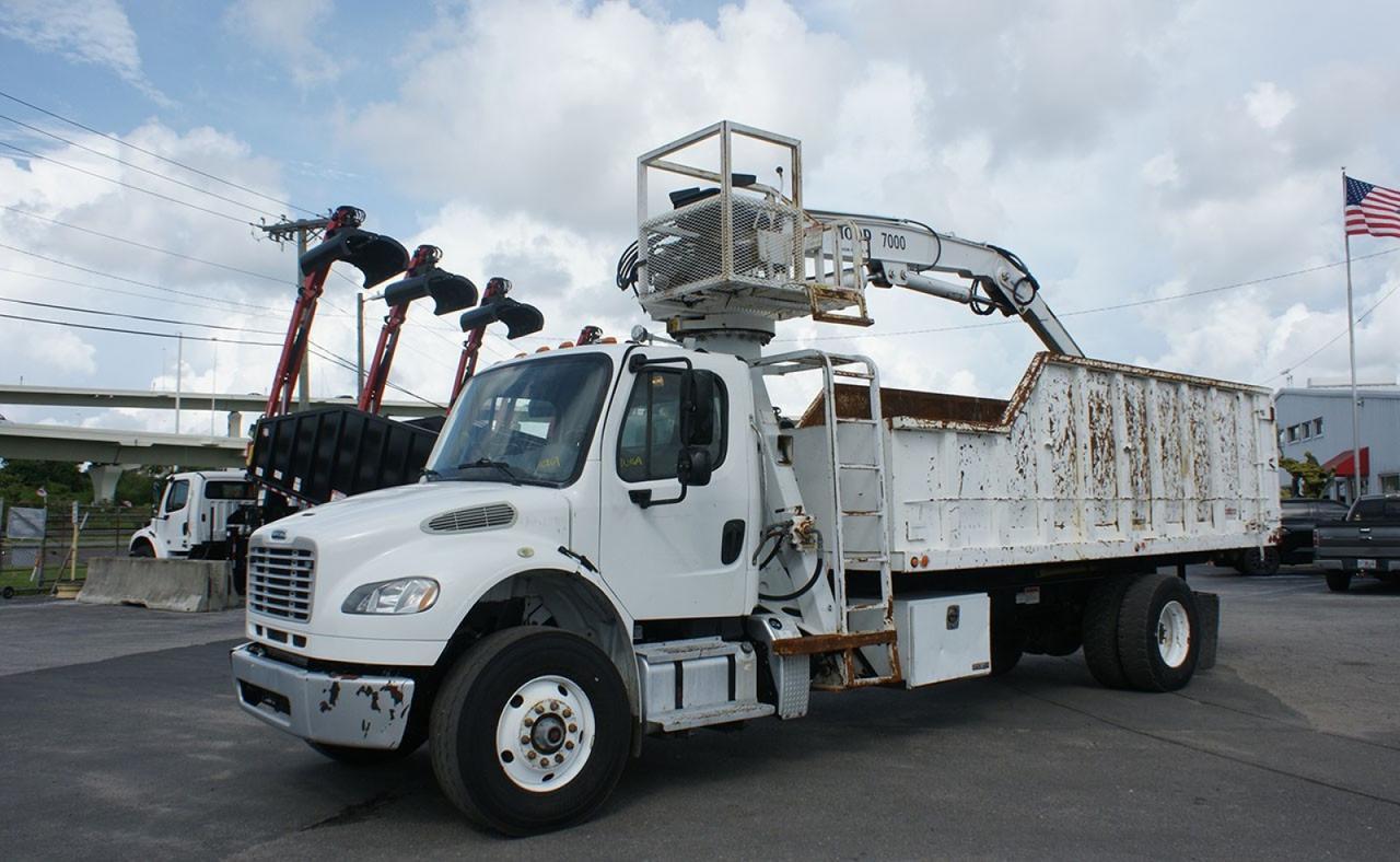 2018 Freightliner M2106 24 yd. Hood 7000 Grapple Truck Tampa FL