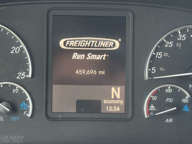 2018 Freightliner New Cascadia 126 . Seville OH