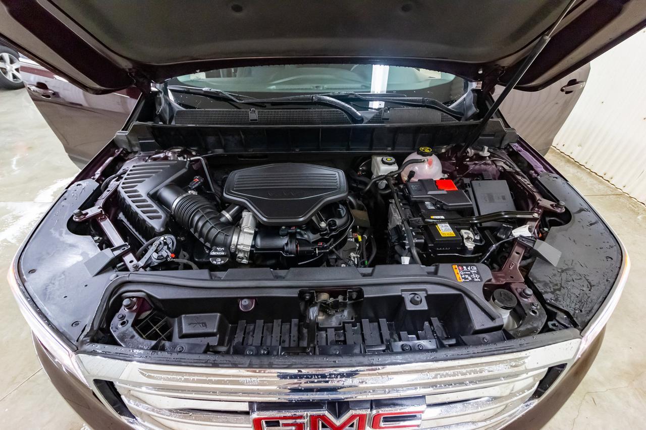 2018 GMC Acadia AWD SLE 3rd Row BCam Red Deer AB