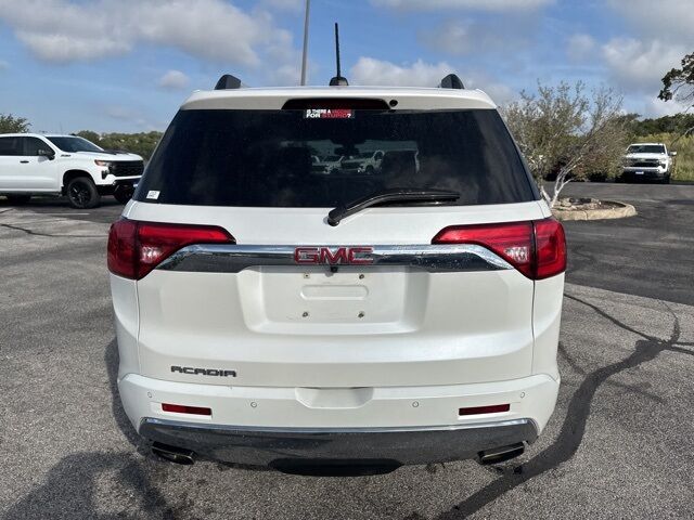 2018 GMC Acadia Denali  TX