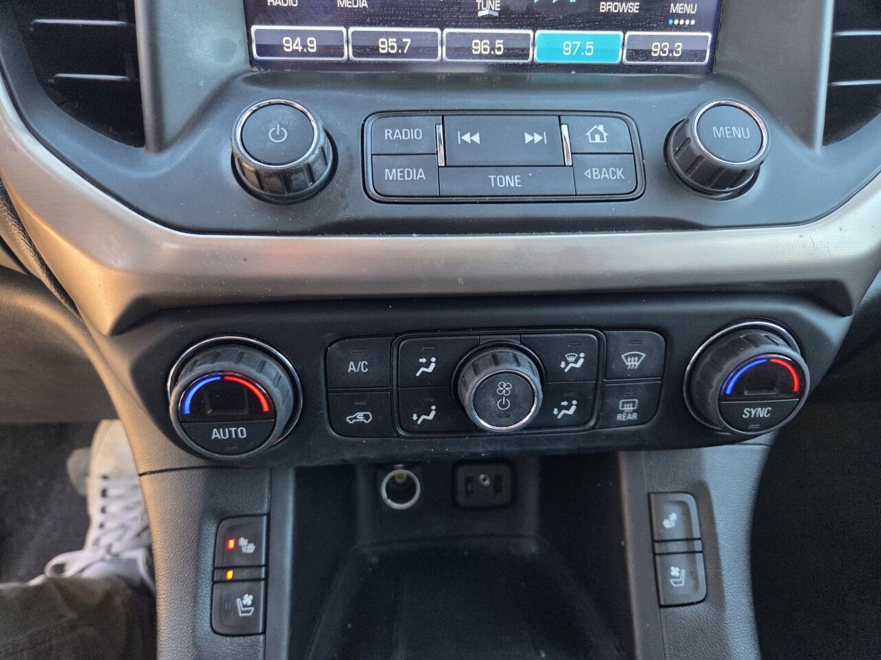 2018 GMC Acadia Denali Charlton MA