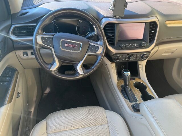 2018 GMC Acadia Denali Gaston SC
