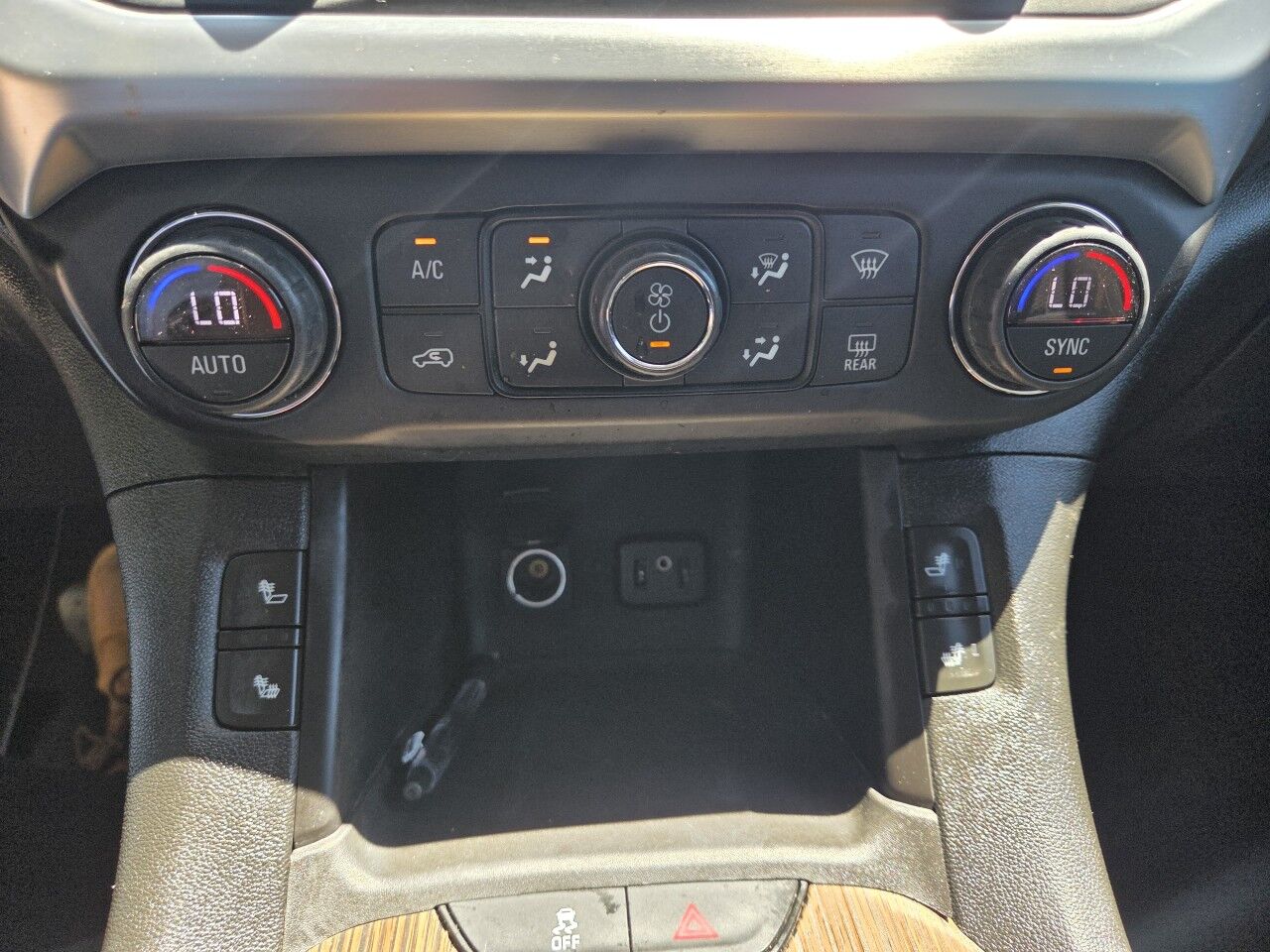 2018 GMC Acadia SLE Charlton MA
