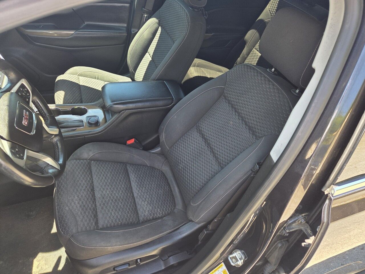 2018 GMC Acadia SLE Charlton MA