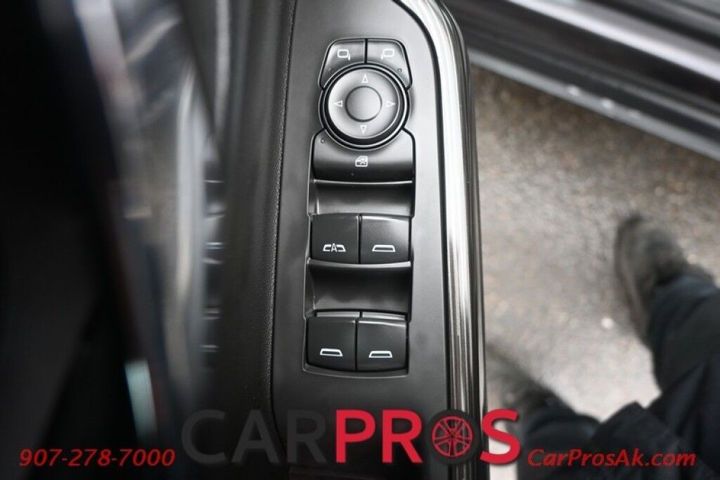 2018 GMC Acadia SLT - AWD - Auto Start - Front & Rear Heated Leather Seats - Navigation - Dual Sunroof - Bose Speakers - Bluetooth - Lane Departure & Blind Spot Alert - 3rd Row - Seats 6 - Keyless Entry & Push To Start - Tow Pkg Anchorage AK