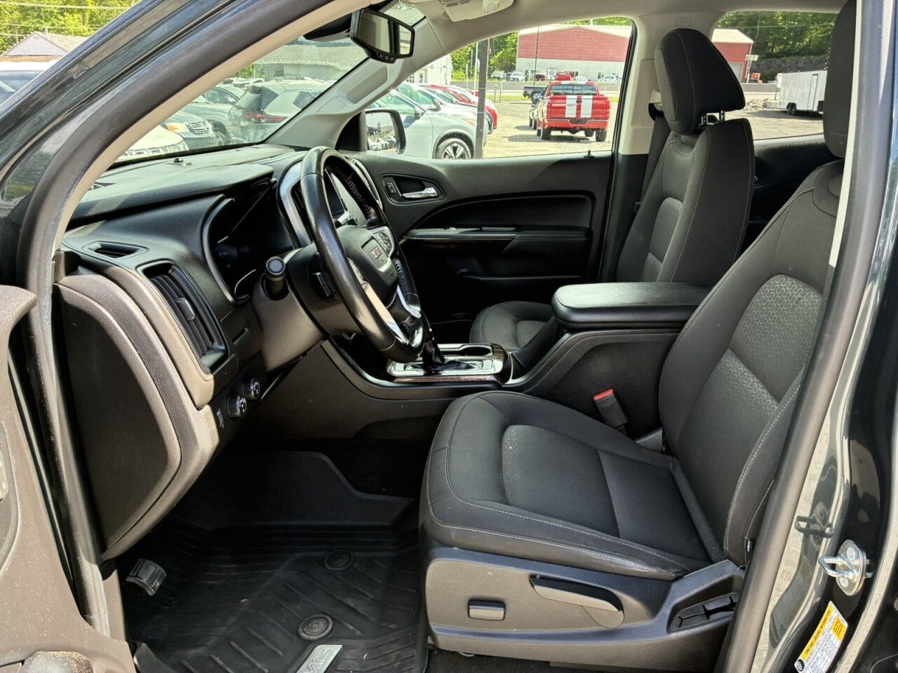 2018 GMC Canyon 4WD SLE Charlton MA