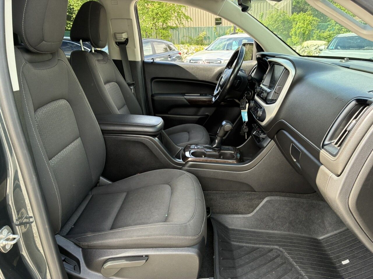 2018 GMC Canyon 4WD SLE Charlton MA