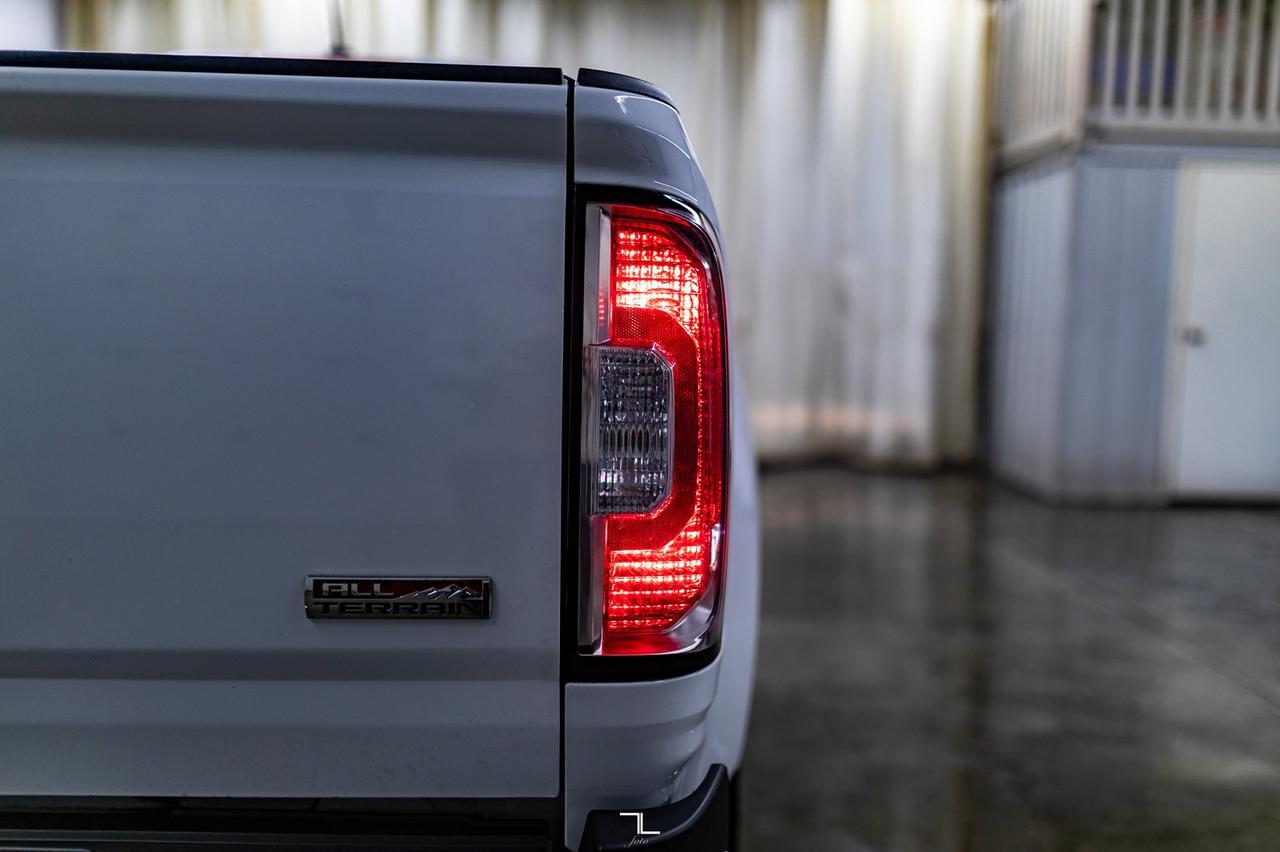 2018 GMC Canyon 4x4 Crew Cab All Terrain BCam Red Deer AB