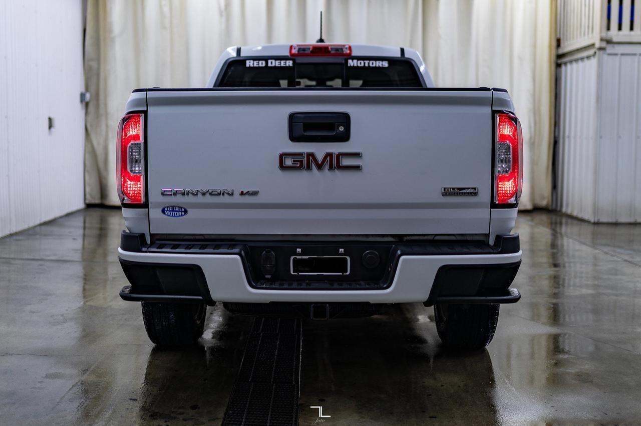 2018 GMC Canyon 4x4 Crew Cab All Terrain BCam Red Deer AB